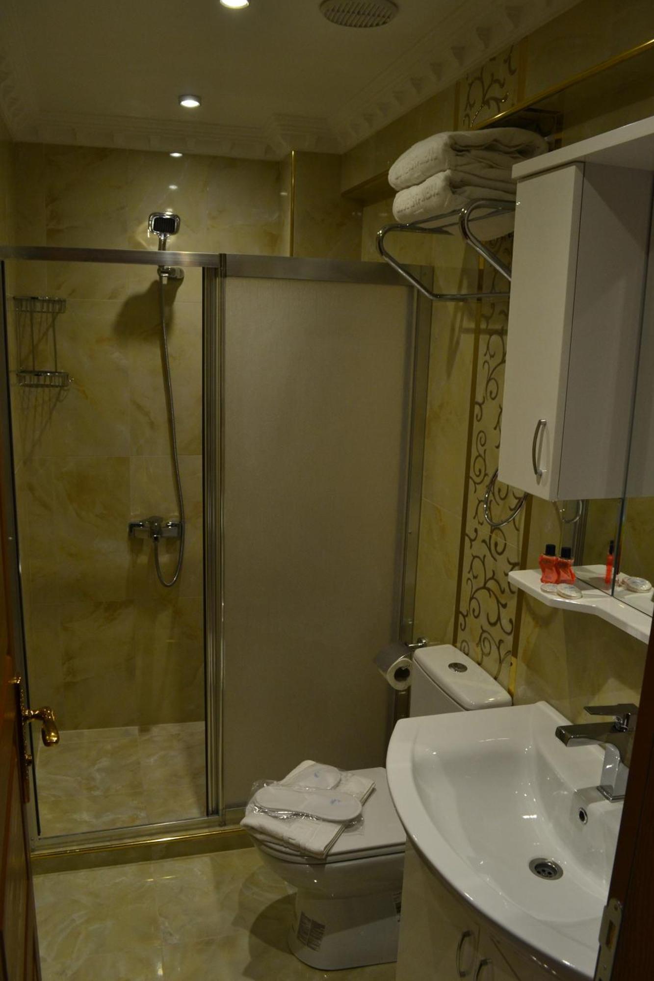 Blue Taksim Hotel 3*